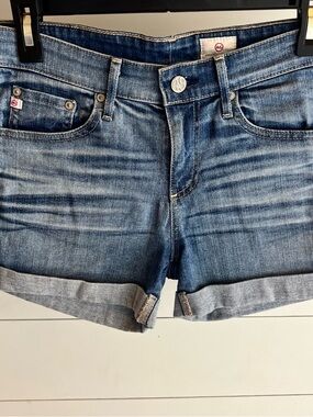 AG Adriano Goldschmied Women’s Denim Blue Cuffed Shorts Size 26